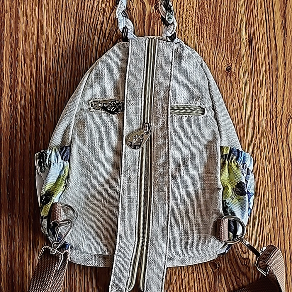 Ethnic Style Hand-Woven Bird Flower Backpack, Original Design, Multi-functional - Picture 4 of 12